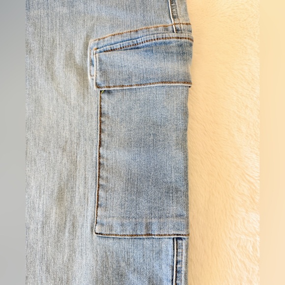 Jessica Simpson Women's Jenna Cargo Wide-Leg Jeans - Plus Size 16W - Picture 6 of 9